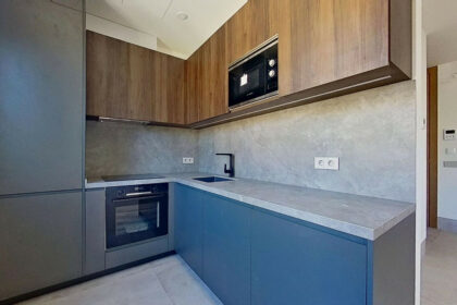 d01a0f0059029300cb3fe4ba8f4ce6bb - 12