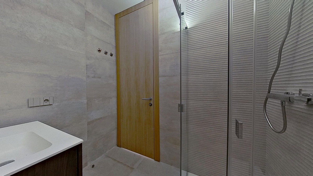 d01a0f0059029300cb3fe4ba8f4ce6bb - 14