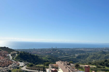 d0c5140e7d3224da15b8077baffbe9fa - 19