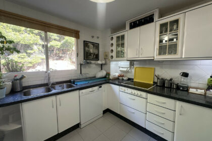 d0d4ae5903358d440e9828f822d454fc - 14