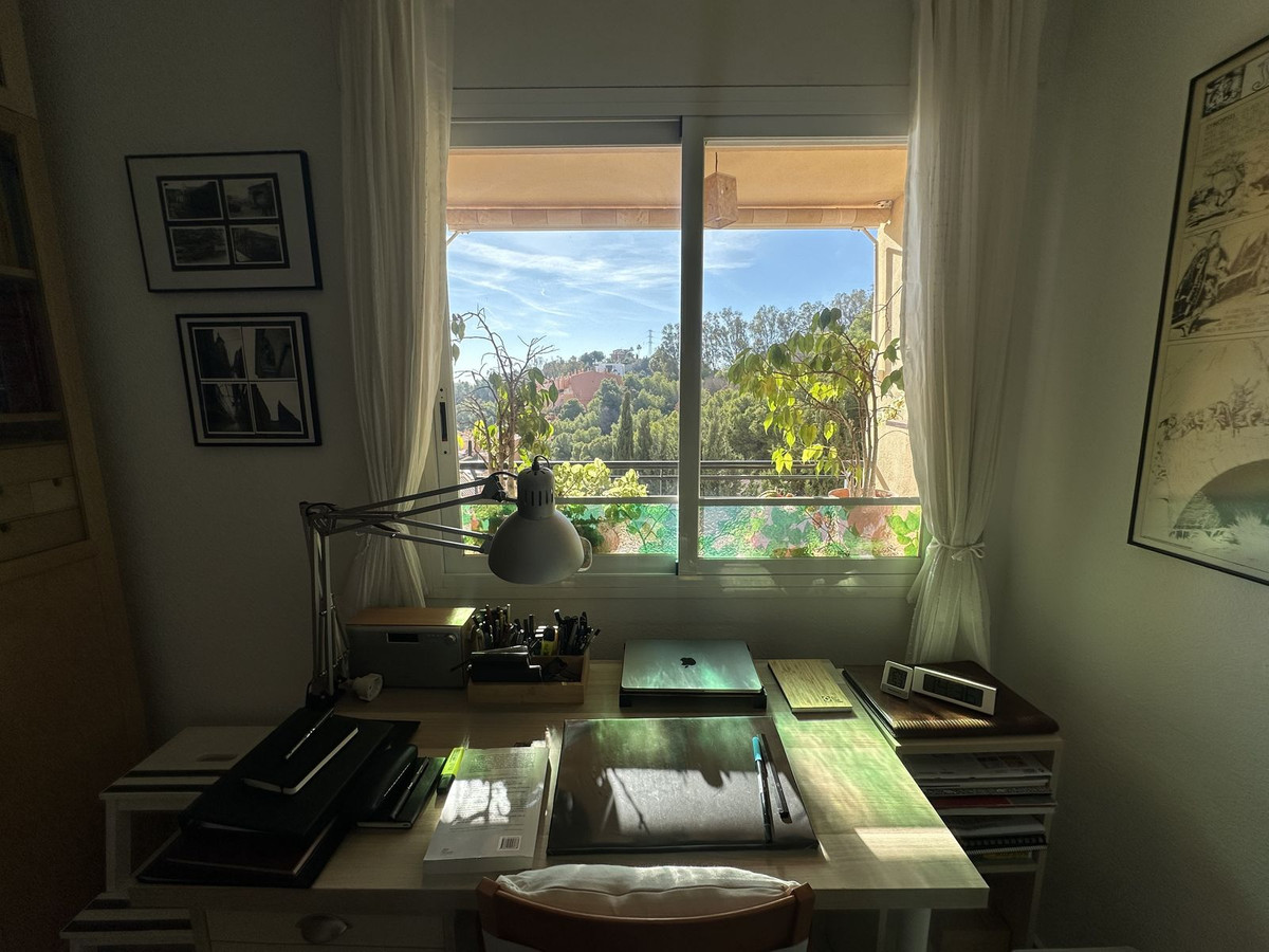 d0d4ae5903358d440e9828f822d454fc - 19