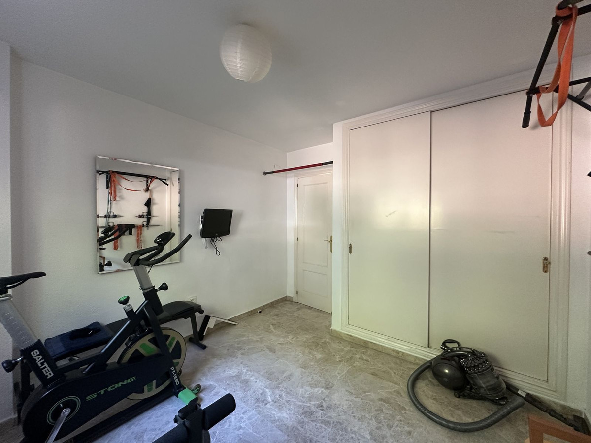 d0d4ae5903358d440e9828f822d454fc - 20