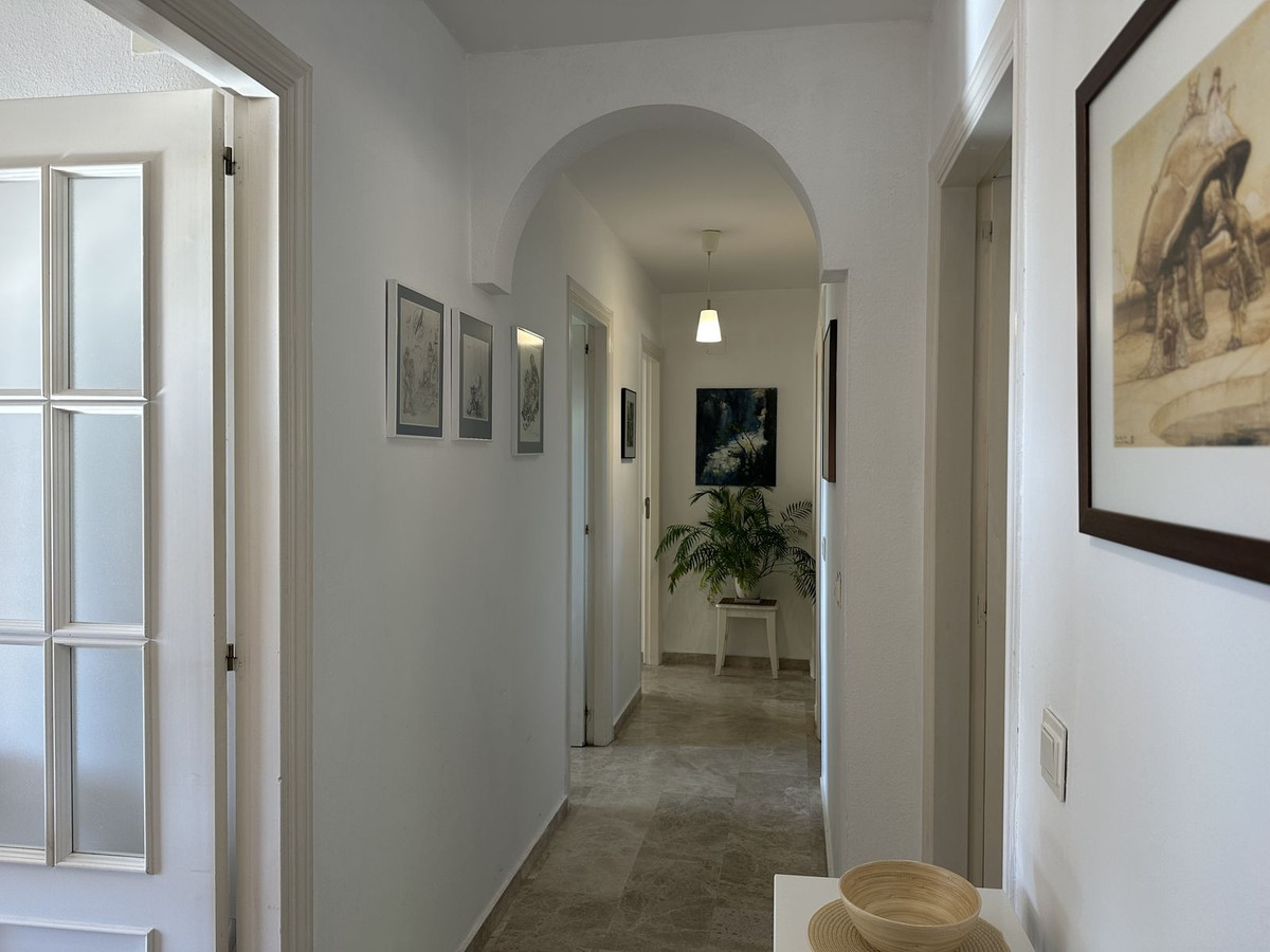 d0d4ae5903358d440e9828f822d454fc - 4