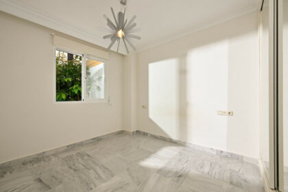 d0fc41ad0b9e2f63588e4f17f749aed5 - 13