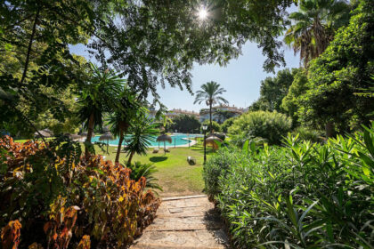 d0fc41ad0b9e2f63588e4f17f749aed5 - 21