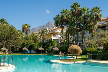 d0fc41ad0b9e2f63588e4f17f749aed5 - 27