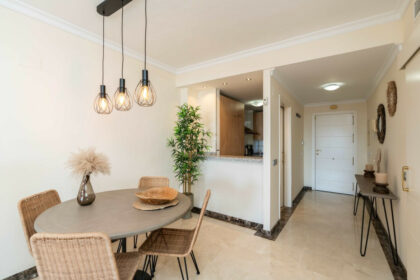 d1000f457c0663512b94f3d666be283e - 10