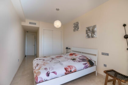 d1000f457c0663512b94f3d666be283e - 16