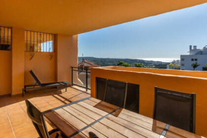 d1000f457c0663512b94f3d666be283e - 2