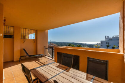 d1000f457c0663512b94f3d666be283e - 20