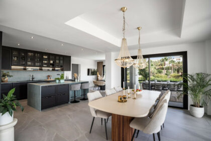 d15c2db791f51d822c63cb202edb4f79 - 12