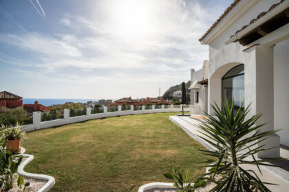 d15c2db791f51d822c63cb202edb4f79 - 25