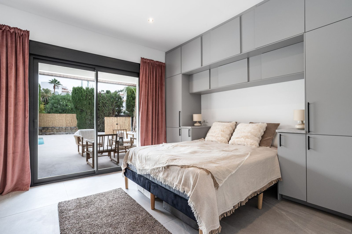 d15c2db791f51d822c63cb202edb4f79 - 44