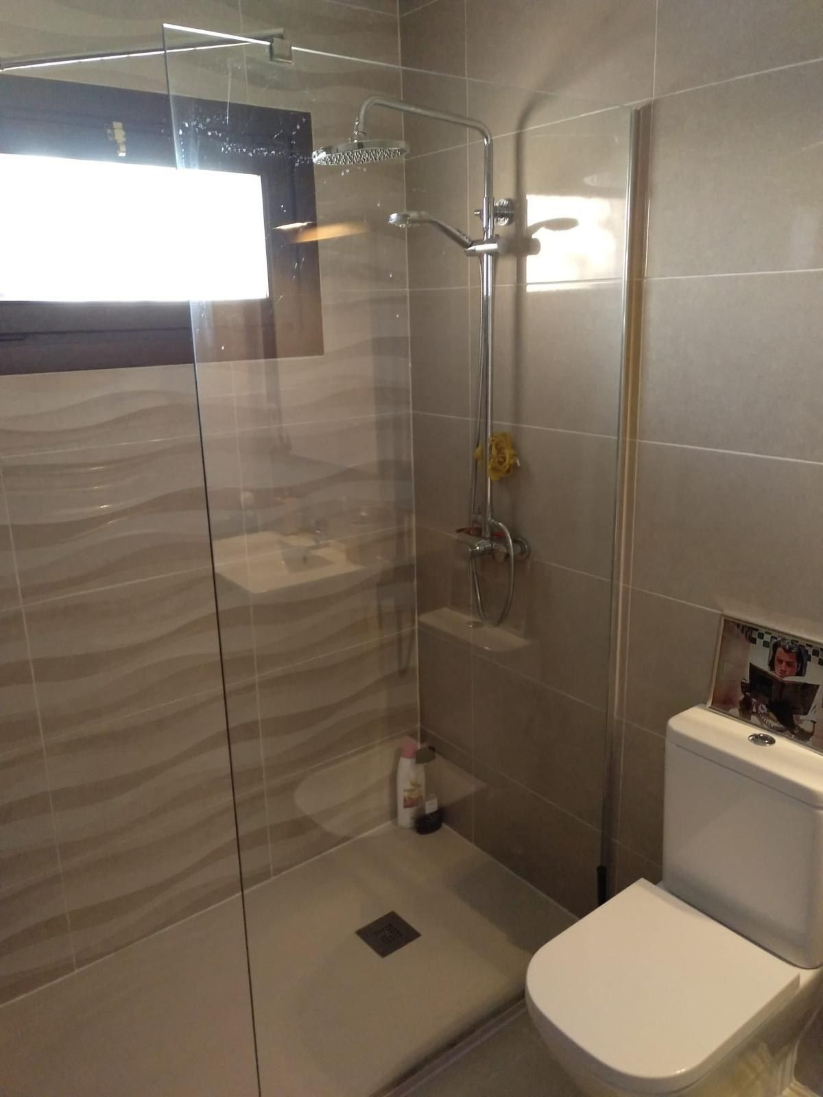 d17cdeae508a6194269c63c55e48e1cf - 11