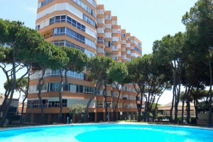 d17cdeae508a6194269c63c55e48e1cf - 15