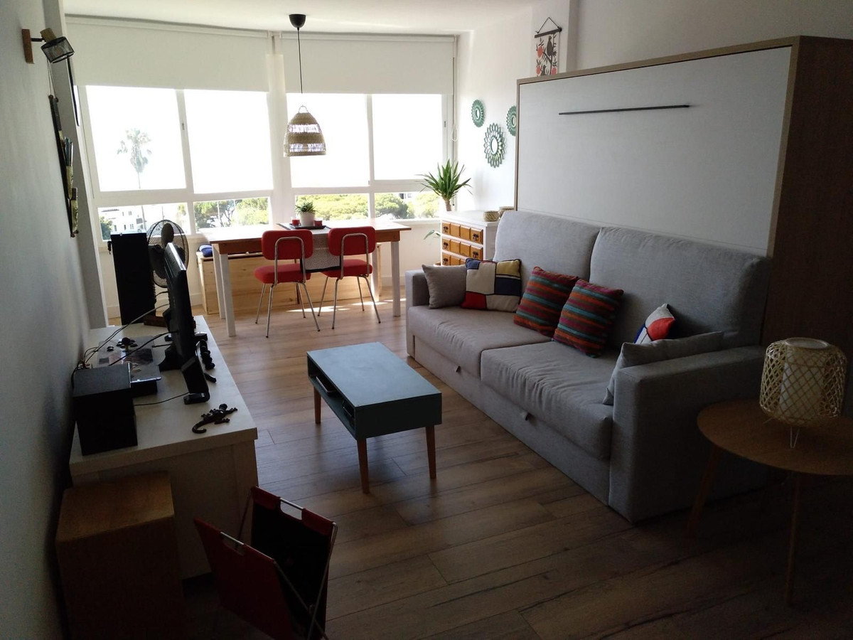 d17cdeae508a6194269c63c55e48e1cf - 4