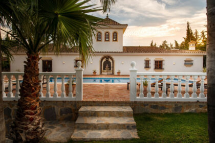 d19821537768838c6d400e2d35fc41bd - 18