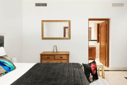 d19821537768838c6d400e2d35fc41bd - 25