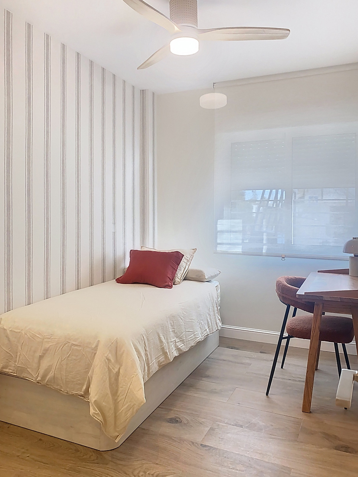 d1dac954ce678ba194ff381fdd3c51b8 - 34