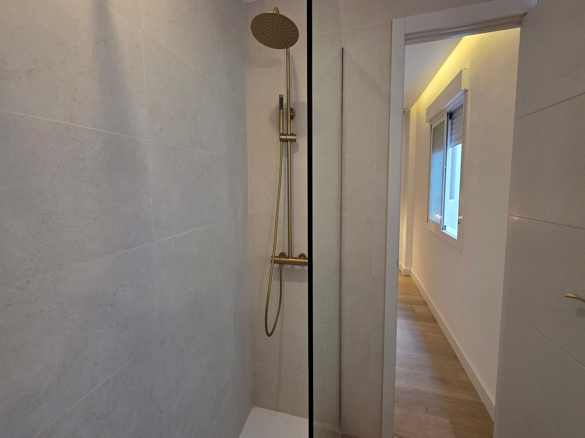 d2a3b0564f2bd5caf813587582a44a37 - 17