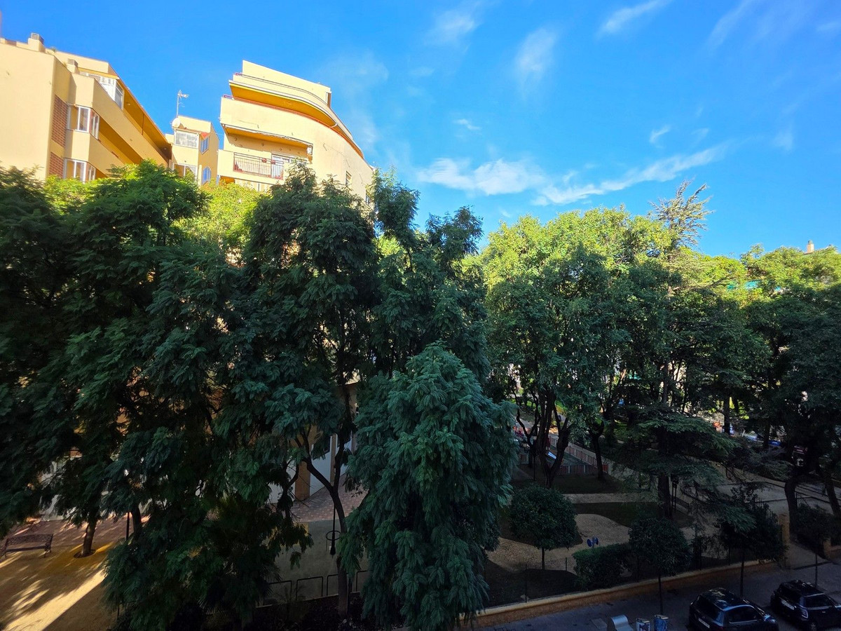 d2a3b0564f2bd5caf813587582a44a37 - 21