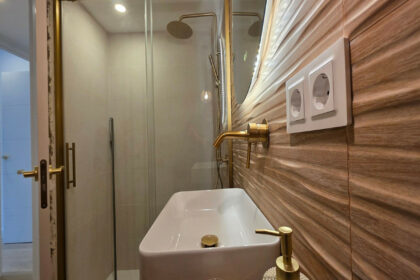 d2a3b0564f2bd5caf813587582a44a37 - 3