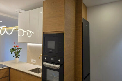 d2a3b0564f2bd5caf813587582a44a37 - 4