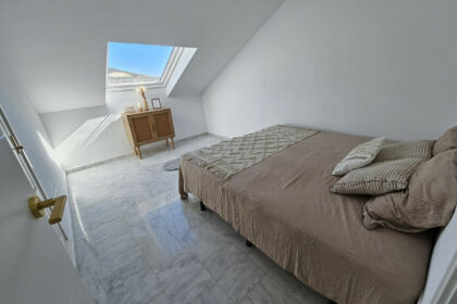 d4661c1adfc1c6effc587c13e447a28e - 24