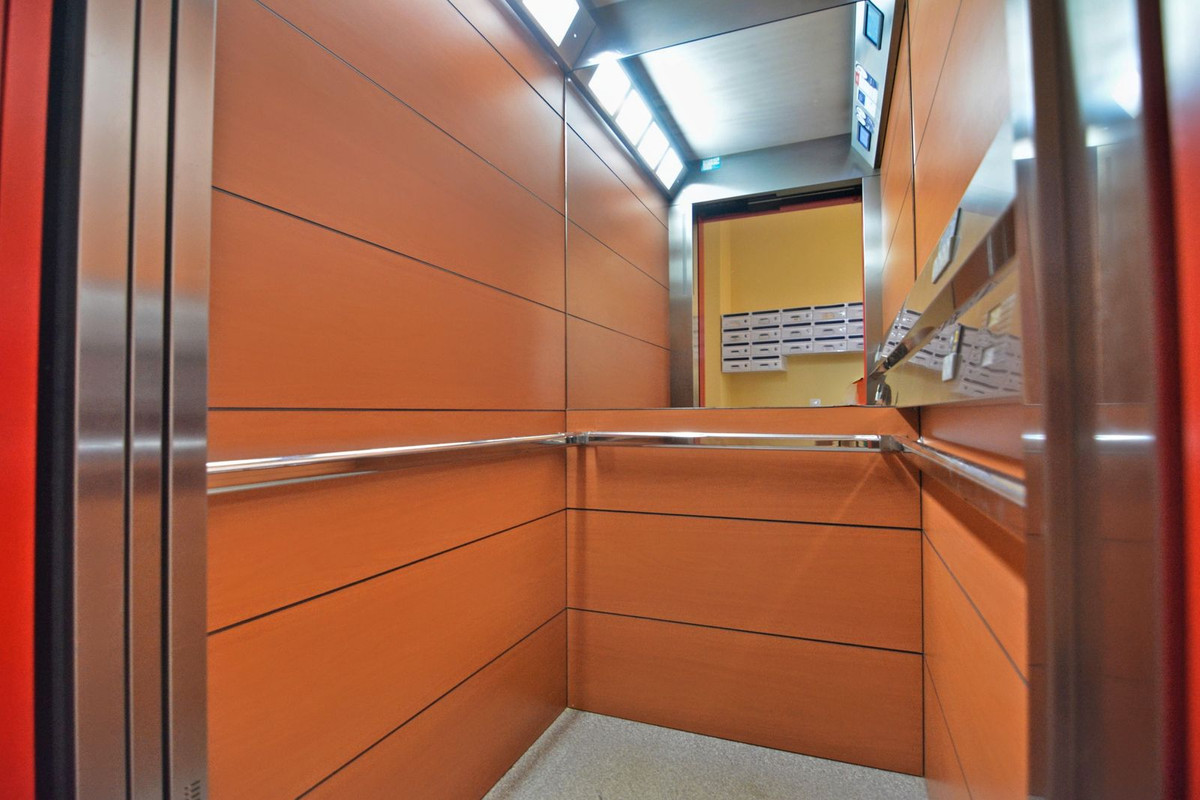 d470f2e76bc3417c314332dc29dacc75 - 20