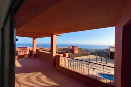 d49c41d00585b2c6d5e2bd109f8fc632 - 17