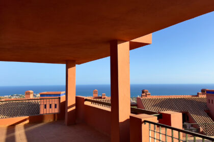 d49c41d00585b2c6d5e2bd109f8fc632 - 18