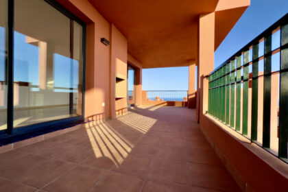 d49c41d00585b2c6d5e2bd109f8fc632 - 21