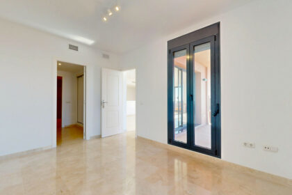 d49c41d00585b2c6d5e2bd109f8fc632 - 38