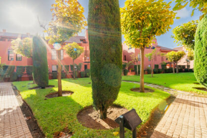 d49c41d00585b2c6d5e2bd109f8fc632 - 6