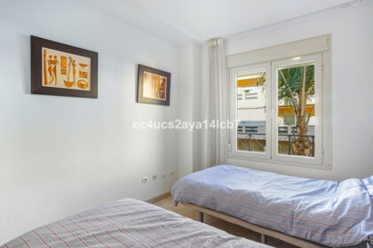 d5b5bf636f457957c4e56ca0dae65c07 - 17