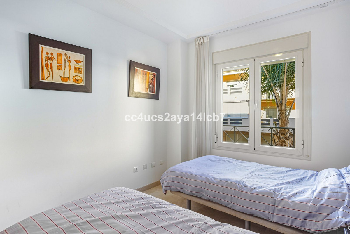 d5b5bf636f457957c4e56ca0dae65c07 - 17