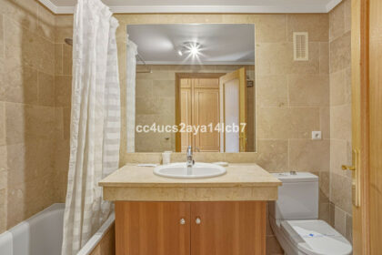 d5b5bf636f457957c4e56ca0dae65c07 - 19