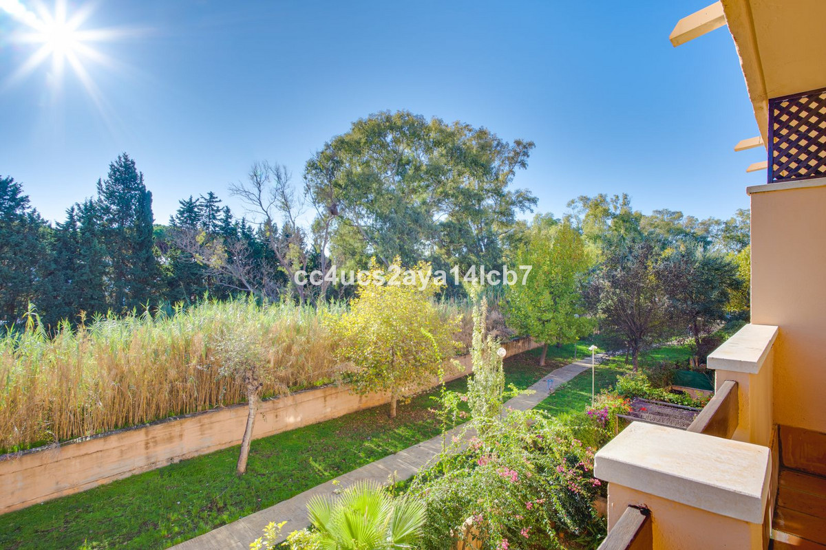 d5b5bf636f457957c4e56ca0dae65c07 - 22