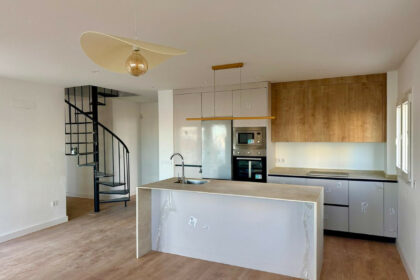 d5c60f3b87bc362f70d8b47905be5639 - 13