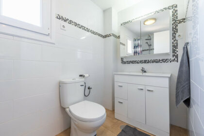 d66d3a84cf46ee00472c1bc260c1ceb8 - 12