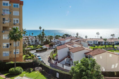 d66d3a84cf46ee00472c1bc260c1ceb8 - 14