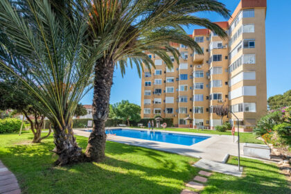 d66d3a84cf46ee00472c1bc260c1ceb8 - 17