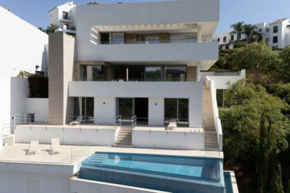 d6a971a8fd032d77f513020a330f25f7 - 1