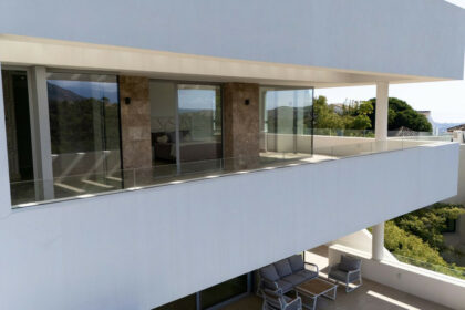 d6a971a8fd032d77f513020a330f25f7 - 11