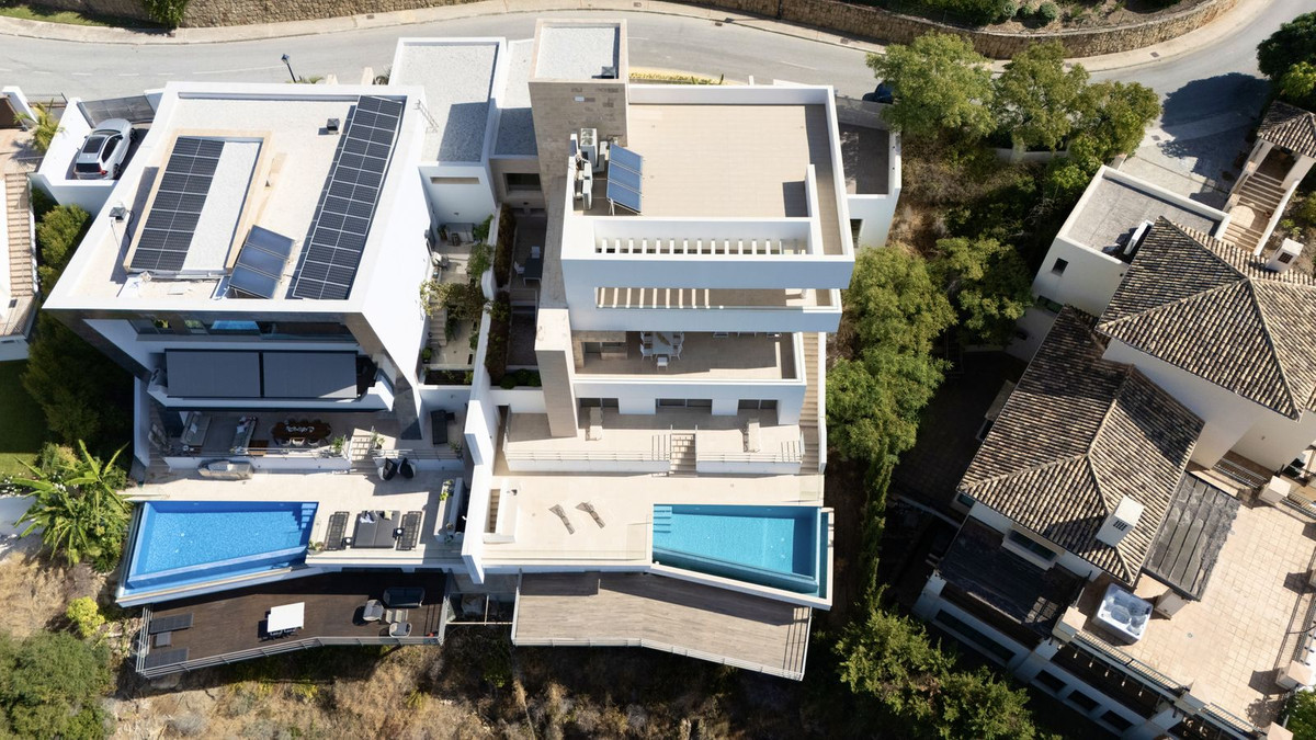 d6a971a8fd032d77f513020a330f25f7 - 14