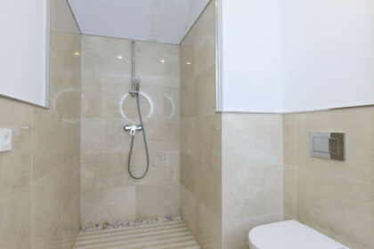 d6a971a8fd032d77f513020a330f25f7 - 22