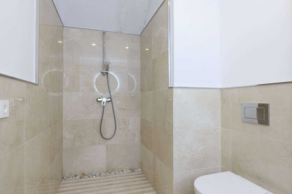 d6a971a8fd032d77f513020a330f25f7 - 22