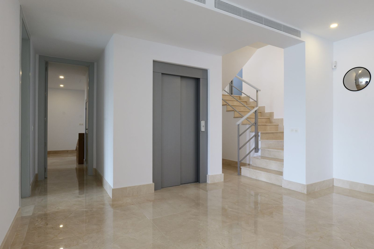 d6a971a8fd032d77f513020a330f25f7 - 30