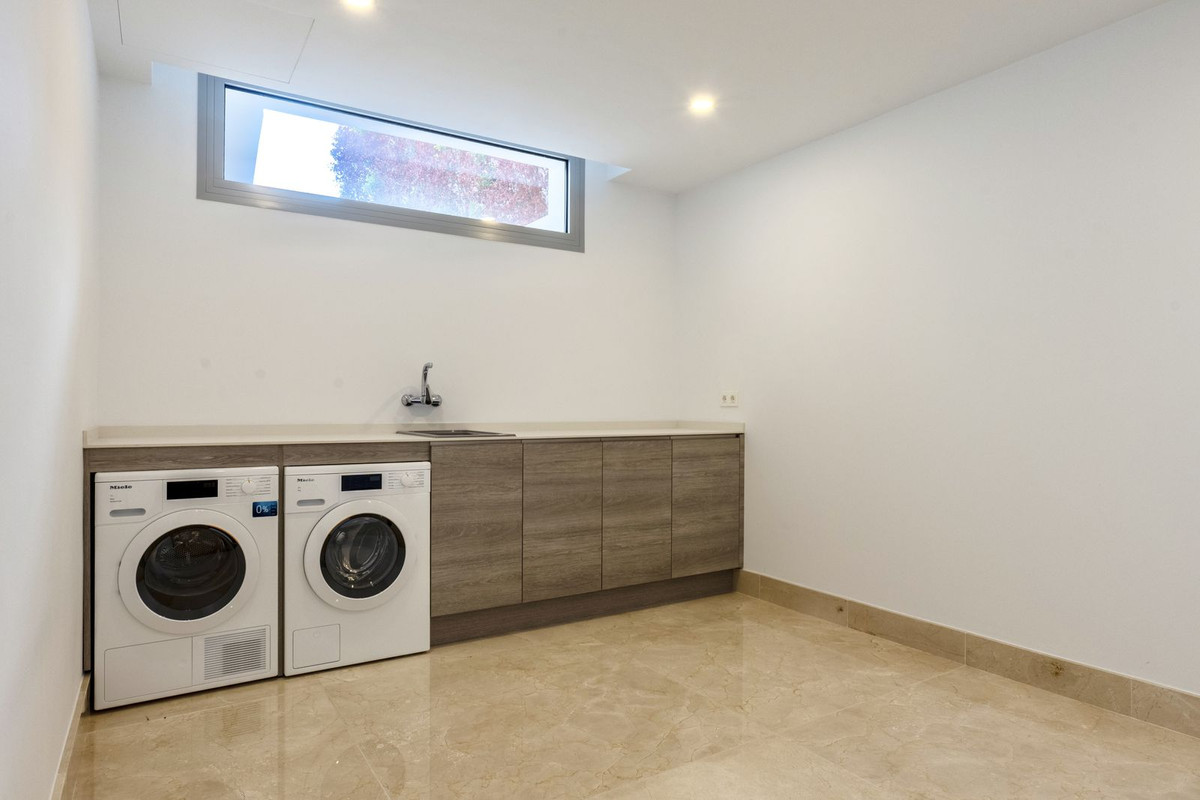 d6a971a8fd032d77f513020a330f25f7 - 34