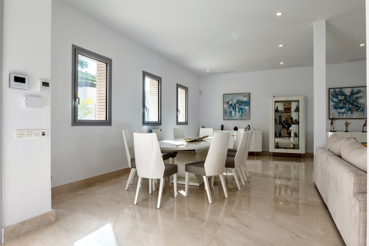 d6a971a8fd032d77f513020a330f25f7 - 45